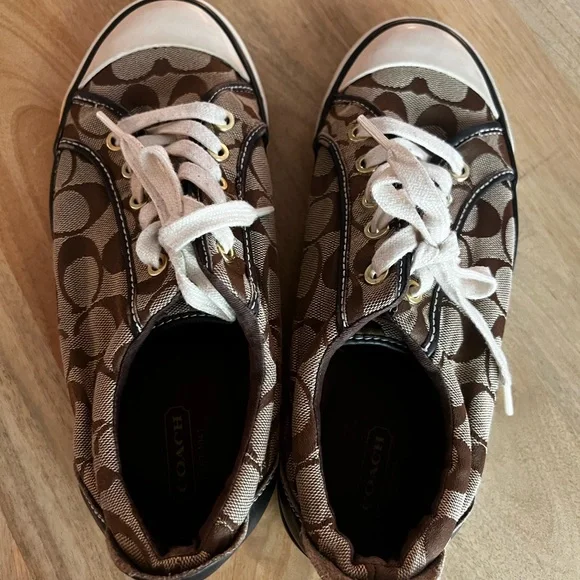 Coach 8,5 - Picture 4 of 5